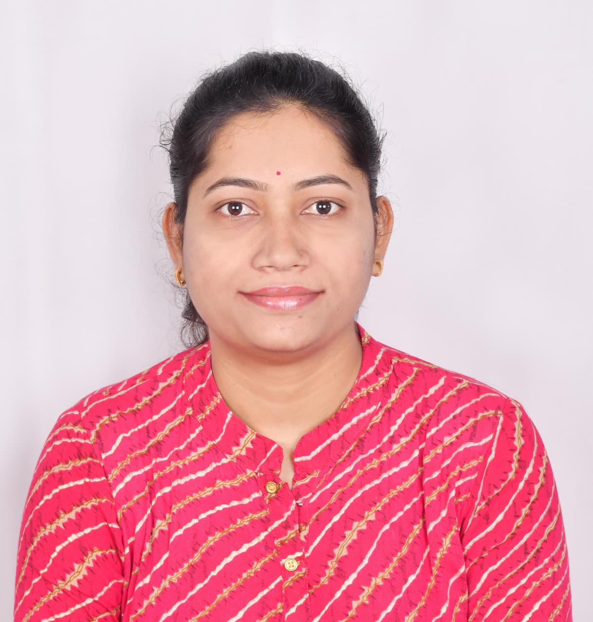 DR POOJA RAJU JADHAV